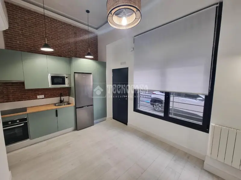 Local Comercial en Venta Tetuán - Oficina Vivienda Reformada