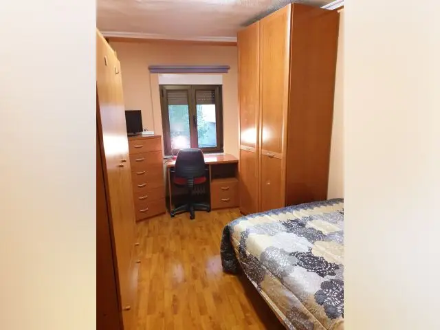 Habitacion Salamanca para Chicas - Amueblada Wifi Incluido