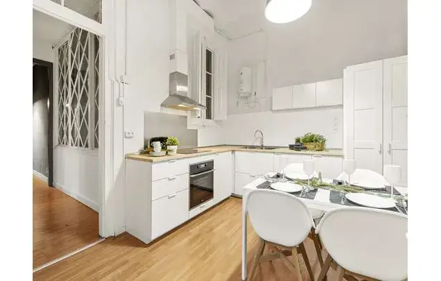 Apartamento 9 Dormitorios El Born Barcelona
