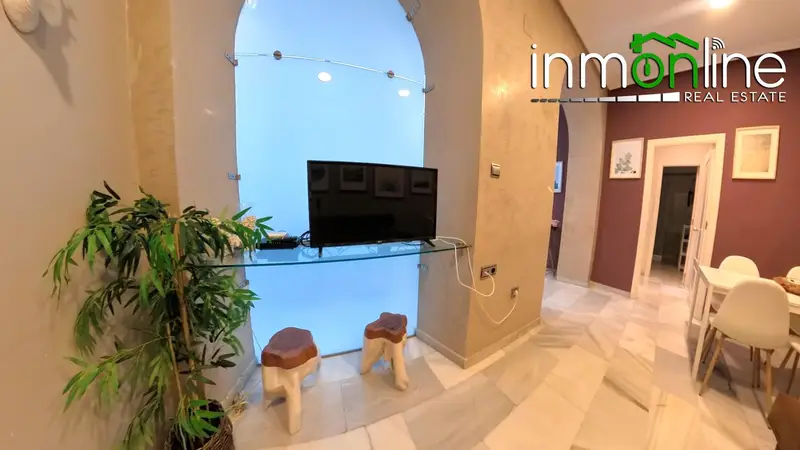 Venta Piso con Patio en Casco Histórico de Cádiz