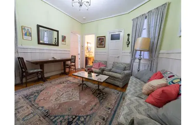 Alquiler de Habitacion en Bilbao - Piso Vintage Amueblado Abandoibarra