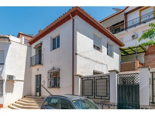 Casa en San Ildefonso Granada para reformar