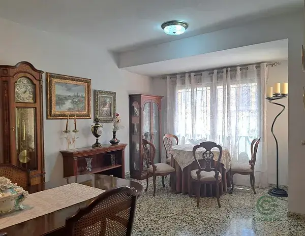 Casa Adosada en San Isidro Utiel 221m2 4 Dormitorios