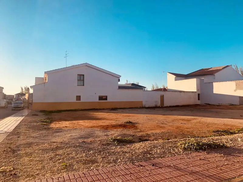 Villa en Venta Humilladero 5 Dormitorios 2 Baños Cerca de Antequera
