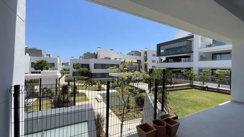 Piso de 2 Dormitorios alquiler Selwo, España