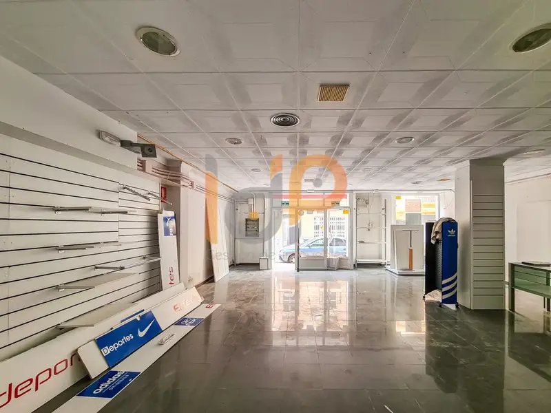Venta Local Comercial Centro Huercal Overa 116m2