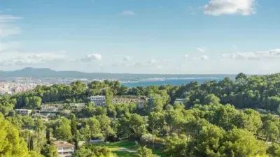 Villa de Lujo en Son Vida con Vistas al Mar