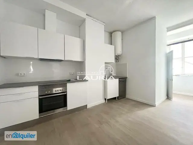 Vivienda en el Centro de Valencia para Grupos 5 Dormitorios Terraza