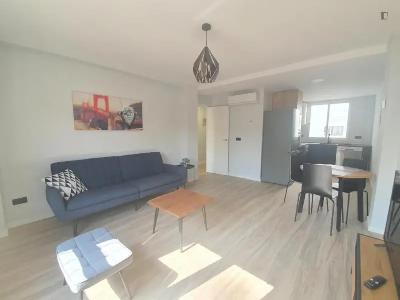Piso 3 Dormitorios Valencia Zona Estudiantes