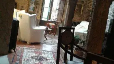 Casa Rústica Restaurada con Finca a 5km de Santiago