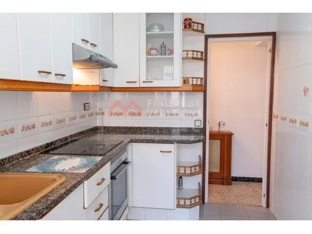 Piso Reformado con Vistas a la Montaña 75m²