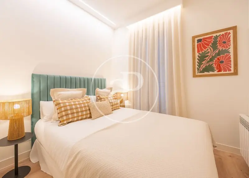 Precioso piso en Huertas Cortes Madrid 115m2 2 dormitorios