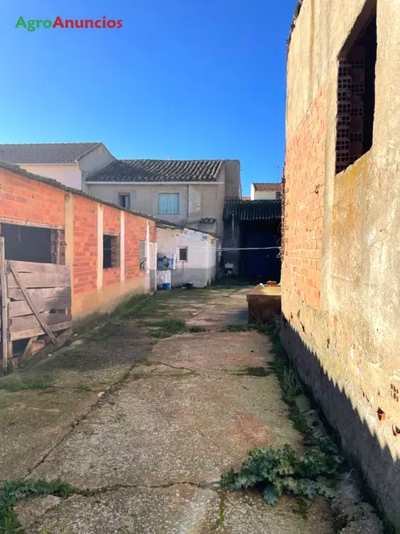 Venta  de Casa con corral en Zamora