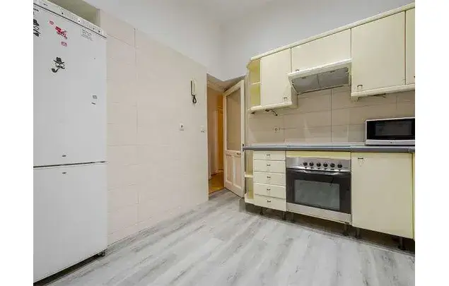 Alquiler Habitacion 200m2 Madrid