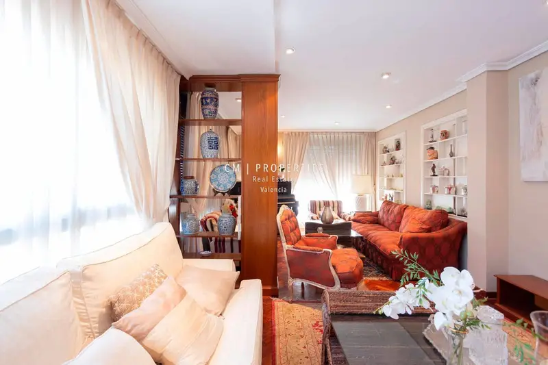 Piso señorial 245m2 vistas Jardines Turia Valencia
