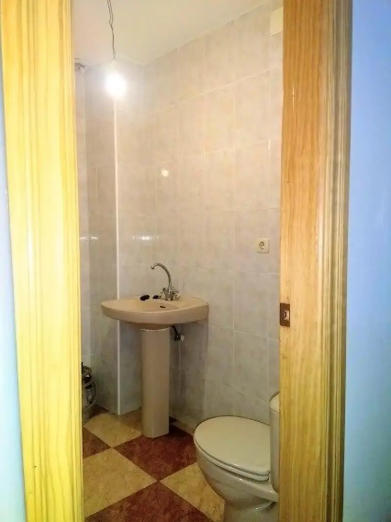 Local Comercial en Venta La Zubia Granada