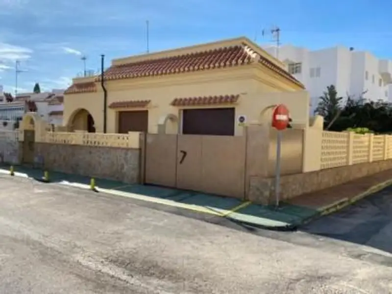 venta Chalet en Almería, Almería Provincia (SKU-1321)- Globaliza