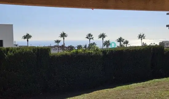 Chalet en venta en La Alcaidesa con vistas al mar