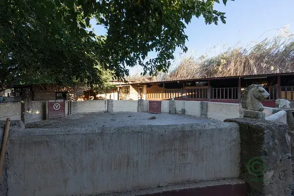 Casa Hacienda Rustica en La Zubia 1254m2 3165m2