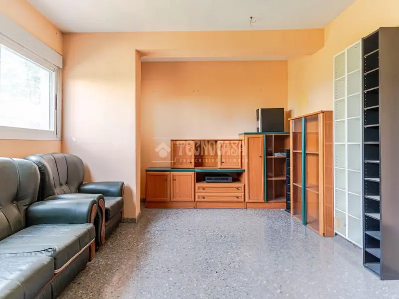 Piso en Venta Joaquina Eguaras 3 Dormitorios Garaje VPO