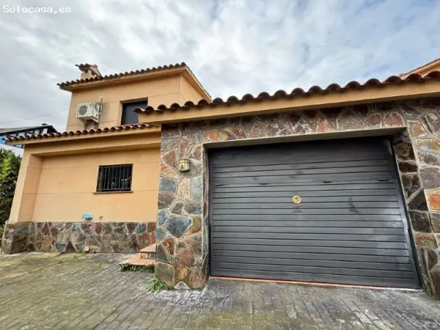 Casa Adosada en Sant Pere de Vilamajor 185m2 4 habitaciones