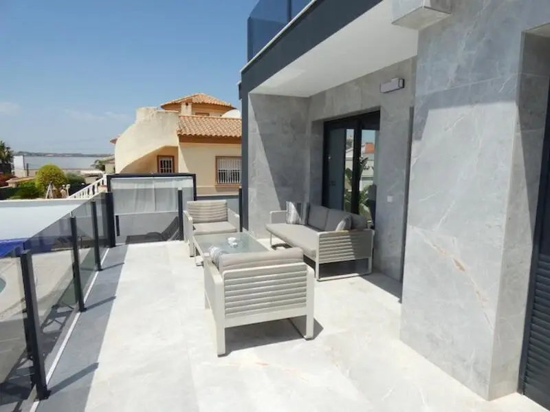 Villa de Lujo en Ciudad Quesada 4 Dormitorios Piscina Privada