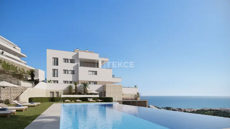 Apartamentos con Vistas al Mar en Mijas para Amantes del Golf