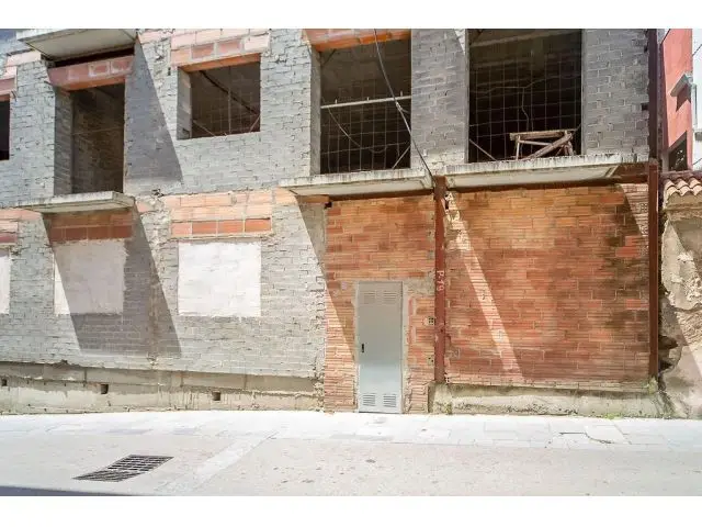 Edificio En Venta En Tordera