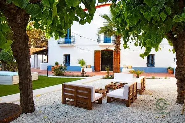 Casa con Encanto Rustico en Montgat Jardin y Piscina