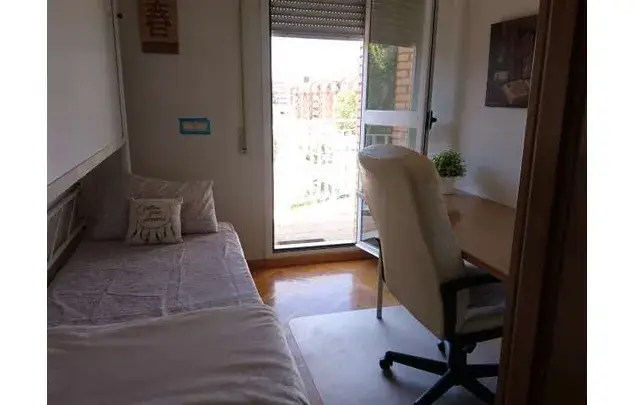 Alquiler de Habitacion en Alcal	 a de Henares