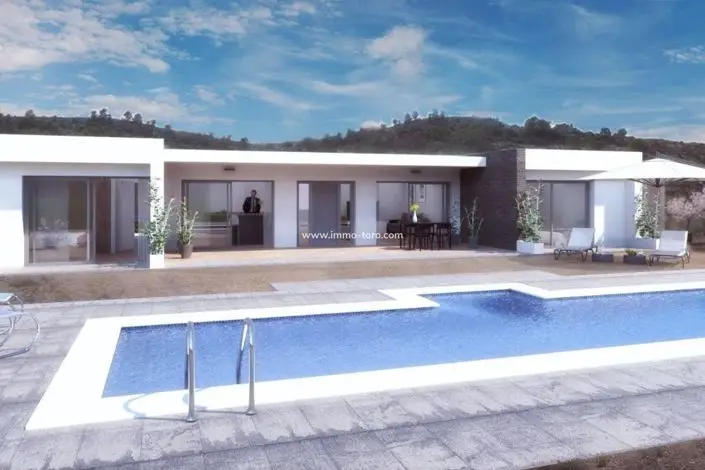 Villa 3 Dormitorios Pinoso Nueva Construccion
