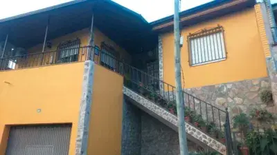 Chalet en Venta en Urda 3 Habitaciones Jardin 80m2