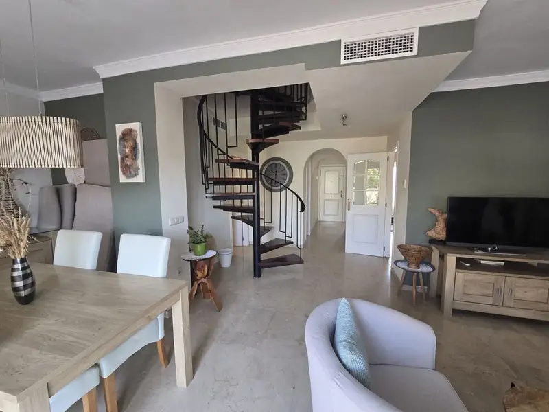 Apartamento en venta en Elviria, Marbella, Málaga