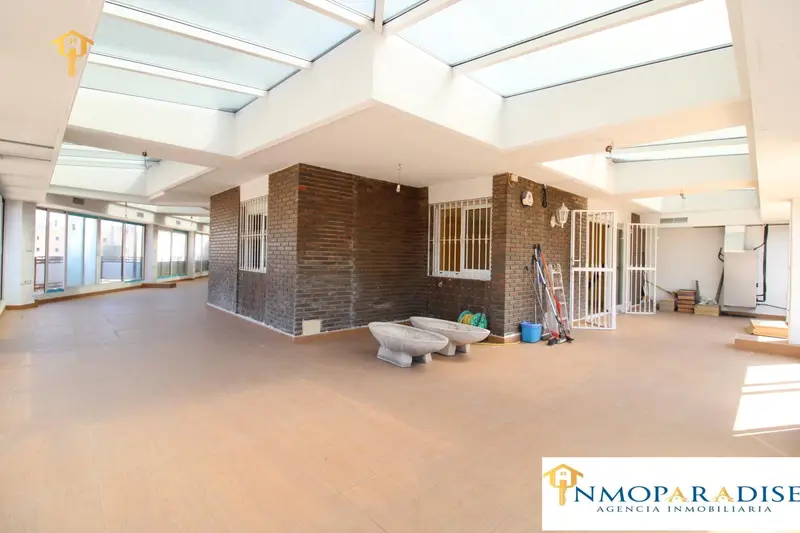 Atico en venta Centro Alicante 209m2 3 dormitorios terraza 90m2