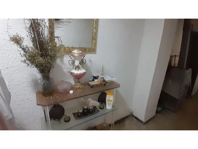 Piso 3 Habitaciones con Local en Yecla