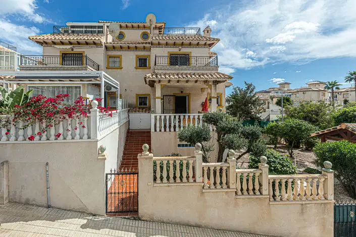 Adosado 3 Dormitorios Playa Flamenca La Zenia Piscina Comunitaria