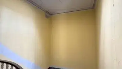 Chalet en venta en Linares necesita rehabilitacion