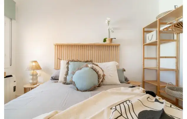 Apartamento 3 Dormitorios Barcelona Amueblado Cerca Metro