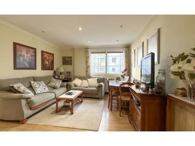 Piso en venta en Alza Donostia 73m2 3 habitaciones 2 balcones