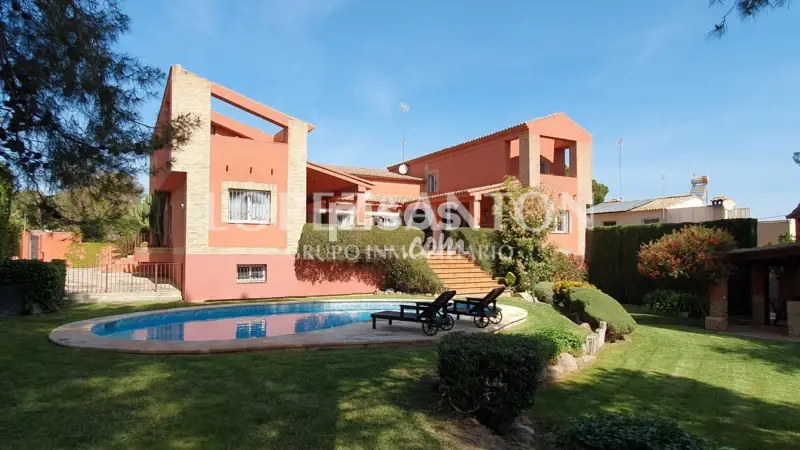 Chalet en venta en Montealegre