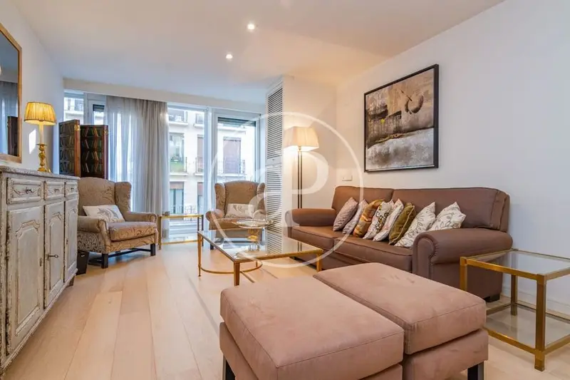 Apartamento de 6 dormitorios y 5 baños en Barcelona