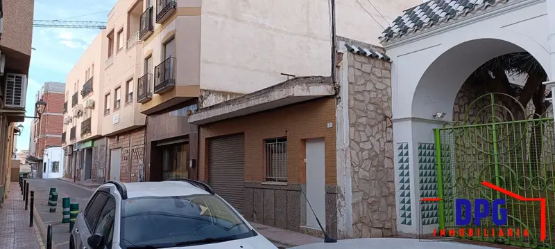 Solar en Venta Garrucha Centro 95m2 Tres y Cuatro Plantas