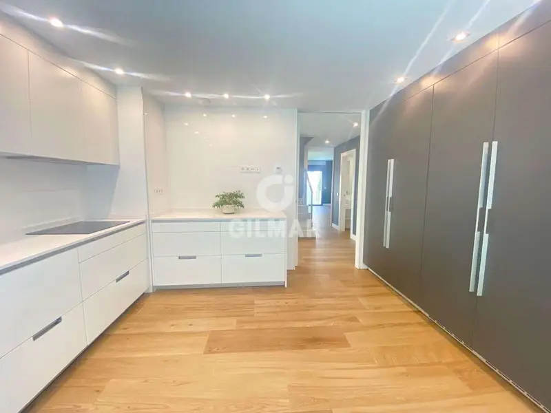 Casa Pareada en Alquiler Ciudad Jardin Madrid 6 Dormitorios