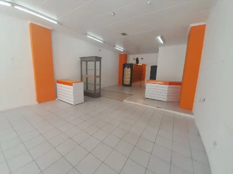 Venta Local Comercial en Castellón de la Plana 170m²