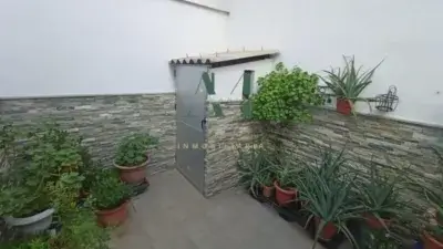 Adosado en Arroyo de la Luz con Garaje y Gran Espacio