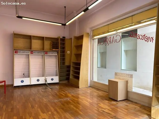Local Comercial Céntrico cerca de la Casa Natal de Salvador Dalí