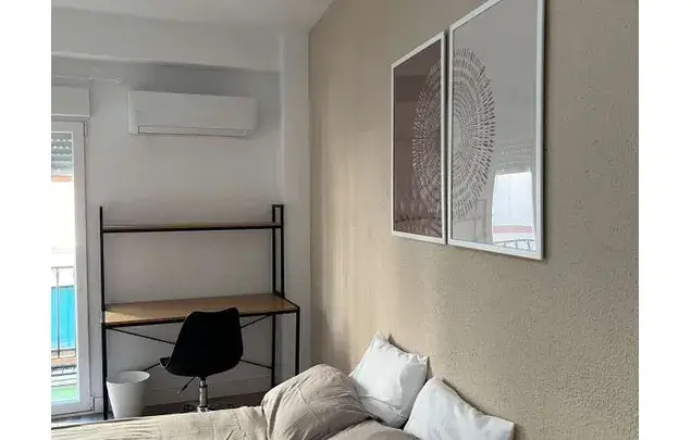 Alquiler de Habitaciones en Jaén - Piso Amueblado