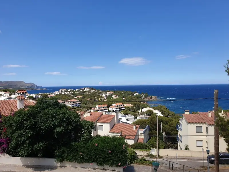 Venta Solar Cau de Llop Llança 1210m2 Edificable 907m2