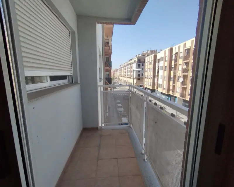 Piso en Venta en Almazora 3 habitaciones 2 baños