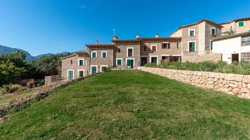 Casa en venta en Mallorca: 219m2, 3 dormitorios, jardin privado